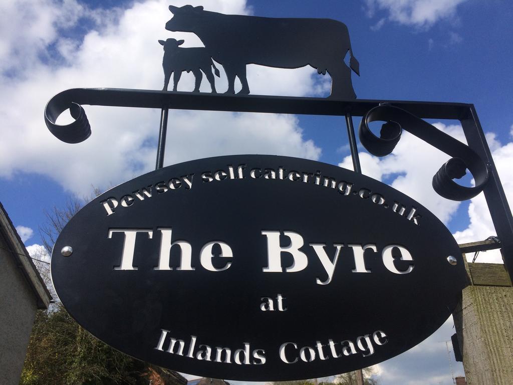 Centre Village 2 Bedroom Cottage - The Byre Pewsey Exterior foto